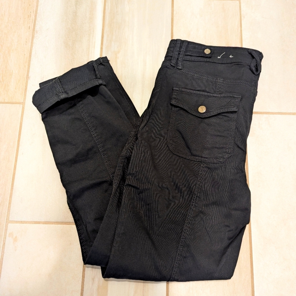 White House Black Market Pret-A-Pedi Straight Cropped Pants Black 2 - Picture 8 of 9